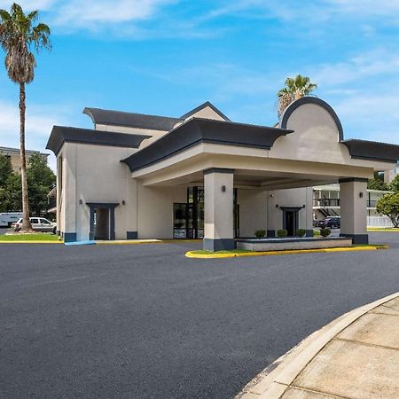 Quality Inn Tallahassee Near University Exterior photo